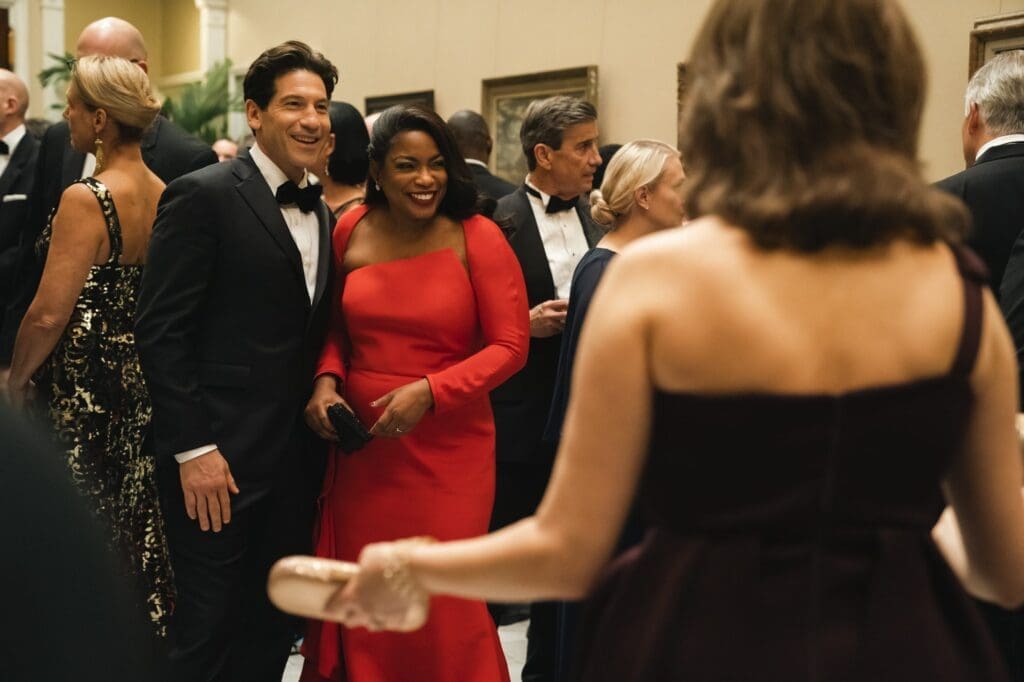 2-Aunjanue-Ellis-Taylor-and-Jon-Bernthal-in-ORIGIN_Photo-Credits-Atsushi-Nishijima_Courtesy-NEON