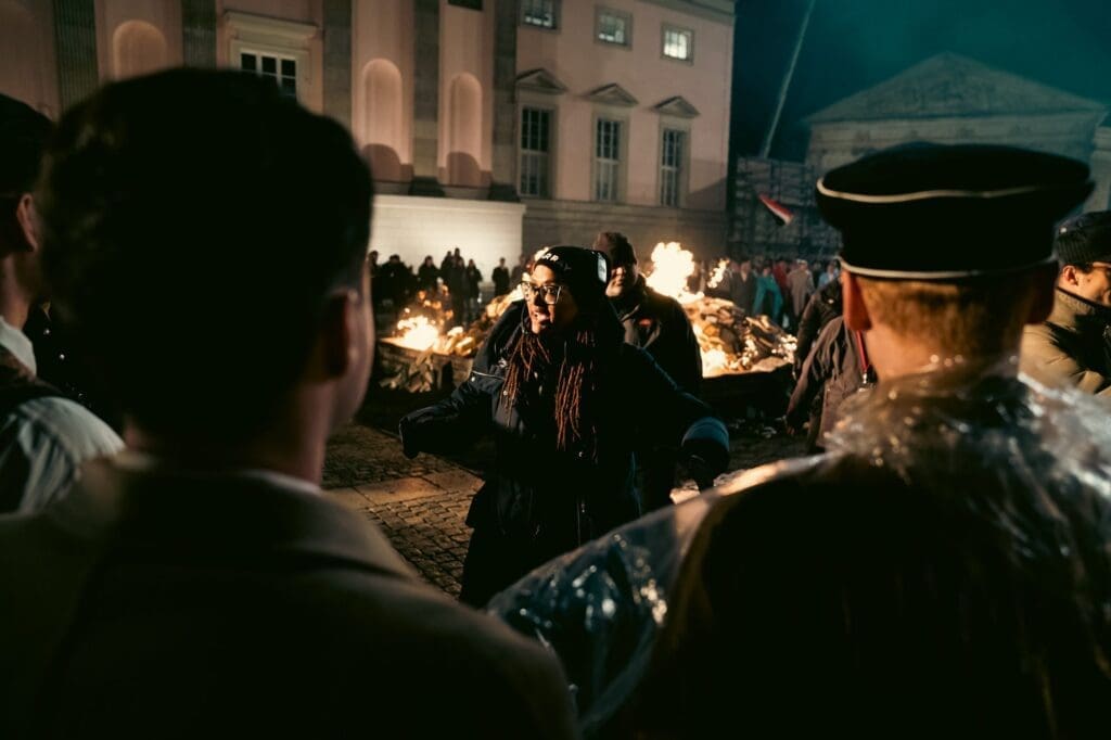 6-ORIGIN-BTS_Director-Ava-DuVernay_Photo-Credits-Atsushi-Nishijima_Courtesy-NEON